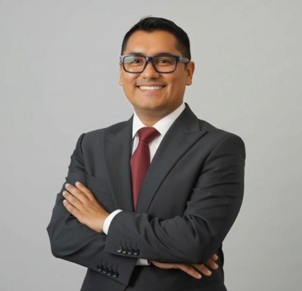 Rector Jesús Alberto Espinosa Sepúlveda