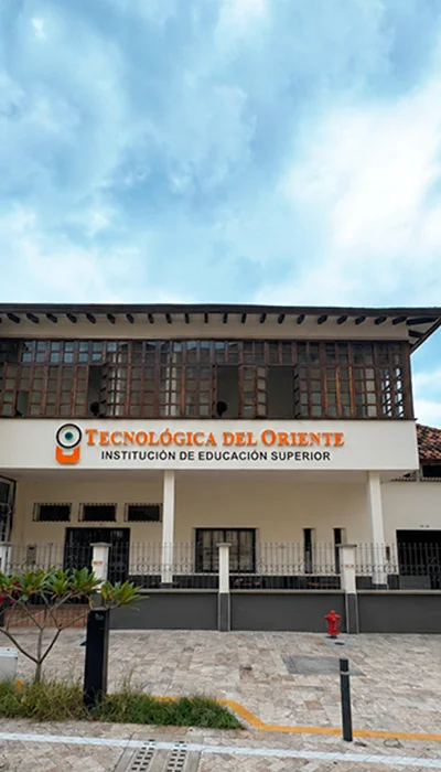 Universidad presencial en Bucaramanga